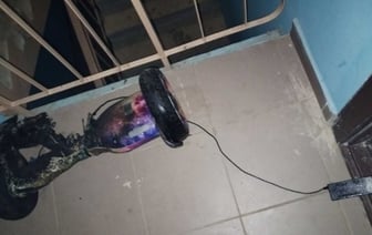 Под Могилевом включенный в сеть гироскутер загорелся в комнате ребенка