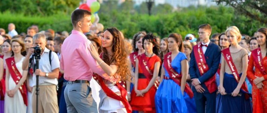 Выпускные пройдут в школах Беларуси 14 июня