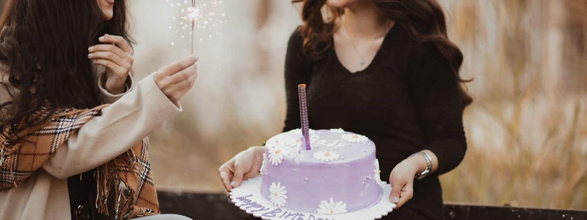 Партия свергнутого президента Сирии Баас приостанавливает работу и отдает транспорт и оружие