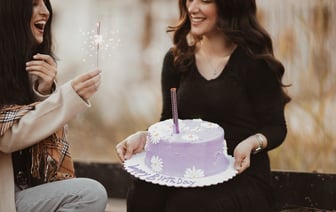 Партия свергнутого президента Сирии Баас приостанавливает работу и отдает транспорт и оружие