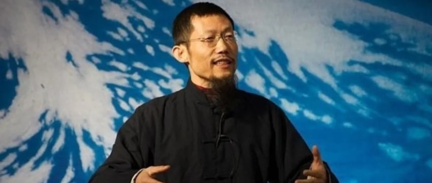 Мужчину Признали Виновным в Смерти Женщины на Семинаре по "Терапии Пощечинами" в Великобритании