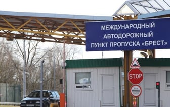 Обстановка на границе: есть ли сейчас автобусы на въезде в ЕС и что с очередями из легковушек и фур?