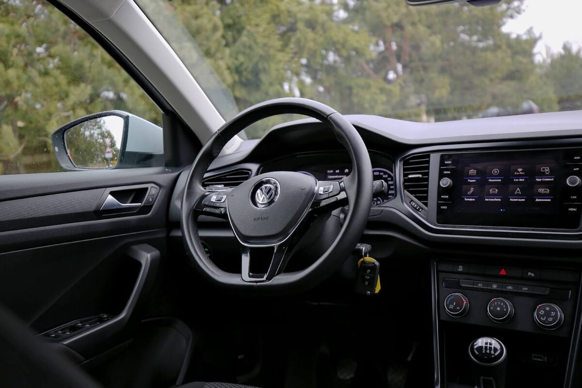 Белорус пригнал дочери дизельный VW T-Roc, но та не оценила «механику»