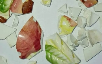 Белоруска поссорилась с супругом и выбросила из окна посуду — что было дальше