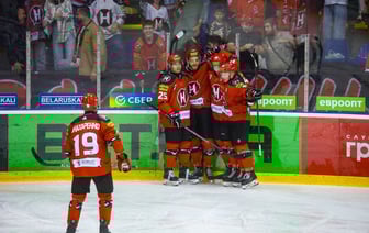 Футболисты обыграли «Шахтер», а хоккеисты «Гомель» и другие спортивные новости выходных