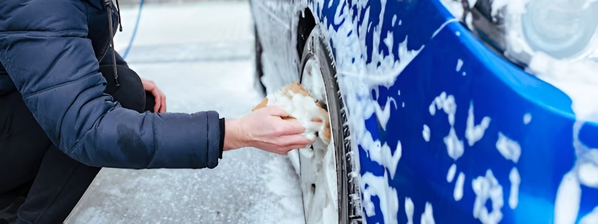 Каждому водителю нужно знать эти правила. Как помыть автомобиль зимой? — Полезно