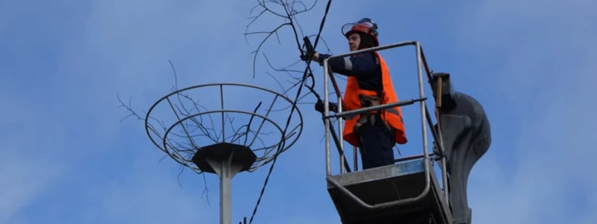 Брестские энергетики показали, как готовят железные «буслянки» — Видео