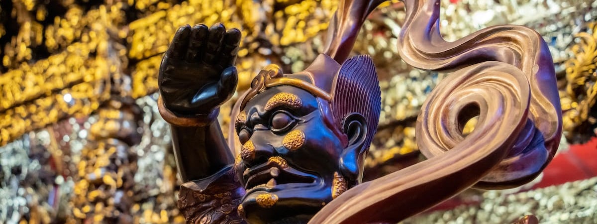 65‑летняя беларуска перечислила мошенникам 15 тысяч рублей; она поверила рекламе с фейковым Азарёнком