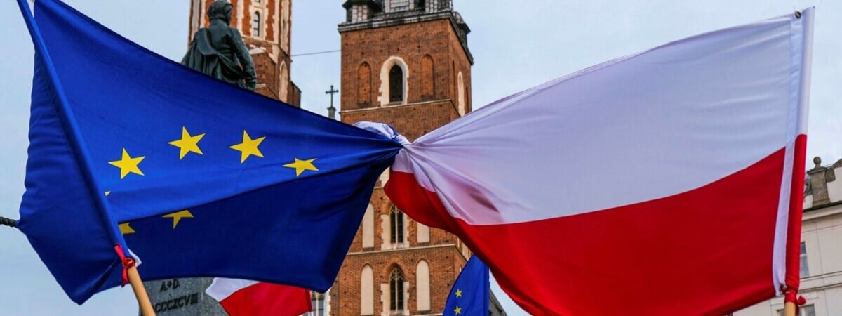 Суд ЕС отказался отменять Польше штраф в 320 млн евро. О чём спор?