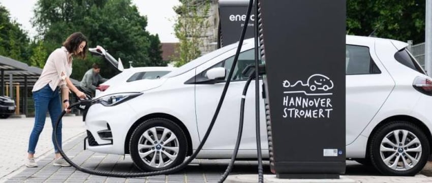 Продажи электромобилей в ЕС упали на 44%