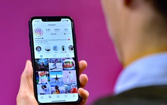 Милиция попросила белорусов пожаловаться на 10 аккаунтов в Instagram. За что? — Фото