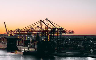 В Польше пояснили введение ограничений на ввоз в Беларусь автомобилей