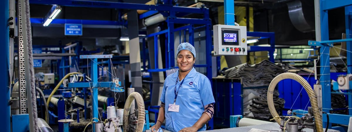 Кыргызстан начнет печатать паспорта шести иностранным государствам