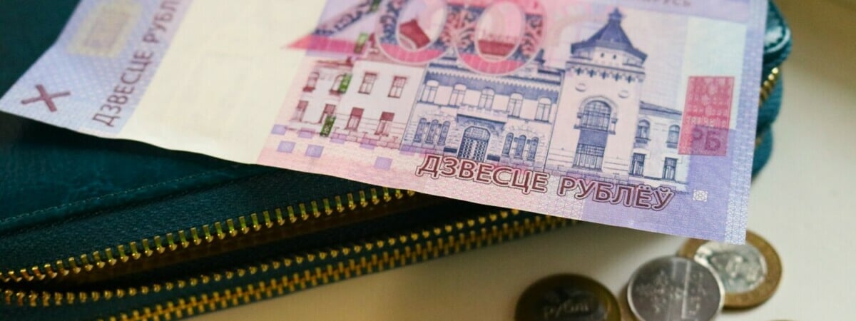 В Минпроме назвали размер средней зарплаты белорусских заводчан в 2024-м. Каким ростом похвастались?