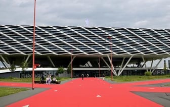 Обыски прошли в офисах Adidas в Германии