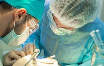 Белорус заплатил $2,5 тысячи за пересадку волос в Стамбуле. Показываем, что получилось