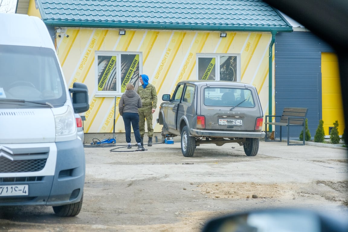 Белорус в агрогородке продаёт шины для грузовиков — прибыльно?