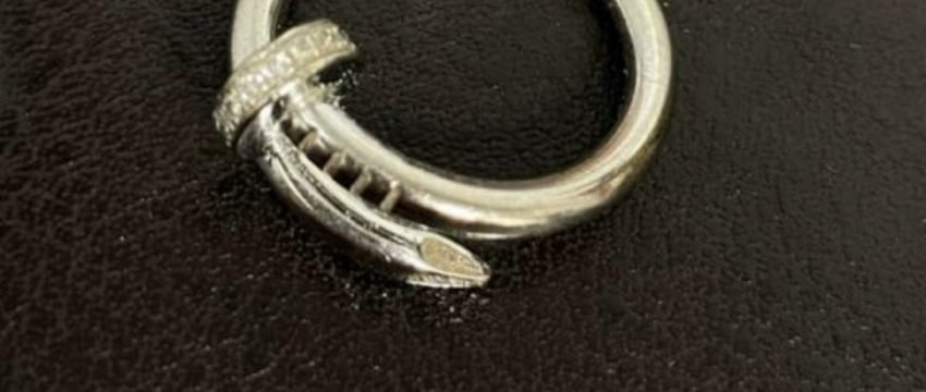 Белоруска похитила кольцо Cartier за 9500 рублей и спрятала за батареей. Что было дальше?