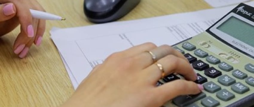 Как родителям студента уменьшить подоходный, рассказали в налоговой