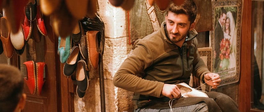 В Минске покупатель изрезал себе руки, потому что ему не дали украсть товары на 400 рублей