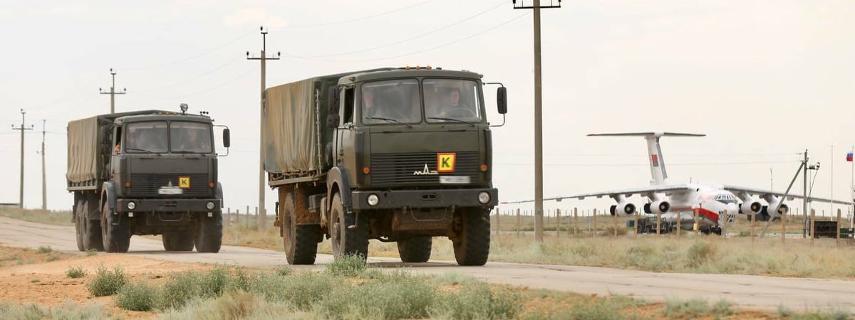 В Минобороны предупредили белорусов о военной технике на дорогах и ограничениях движения для гражданских. Когда и где?