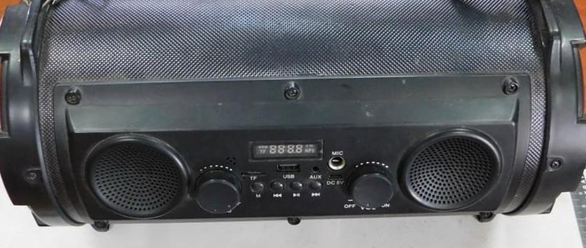 Брестчанин украл музыкальную колонку соседа, потому что тот громко ее включал