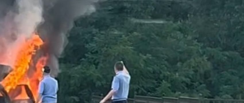 В Бресте горел автомобиль на пр.Республики