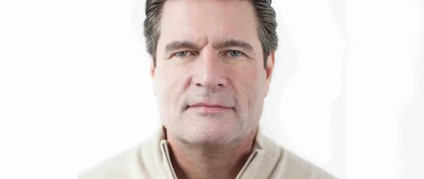 Американский бизнес-магнат Джей Майкл Клайн погиб, выпав из окна отеля