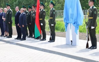 Открытие стелы в память о командирах-пограничниках в Бресте