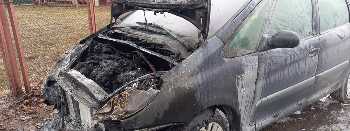 В Ивье горел автомобиль — что стало причиной ЧП