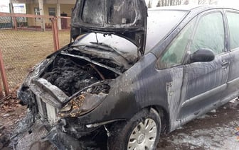 В Ивье горел автомобиль — что стало причиной ЧП