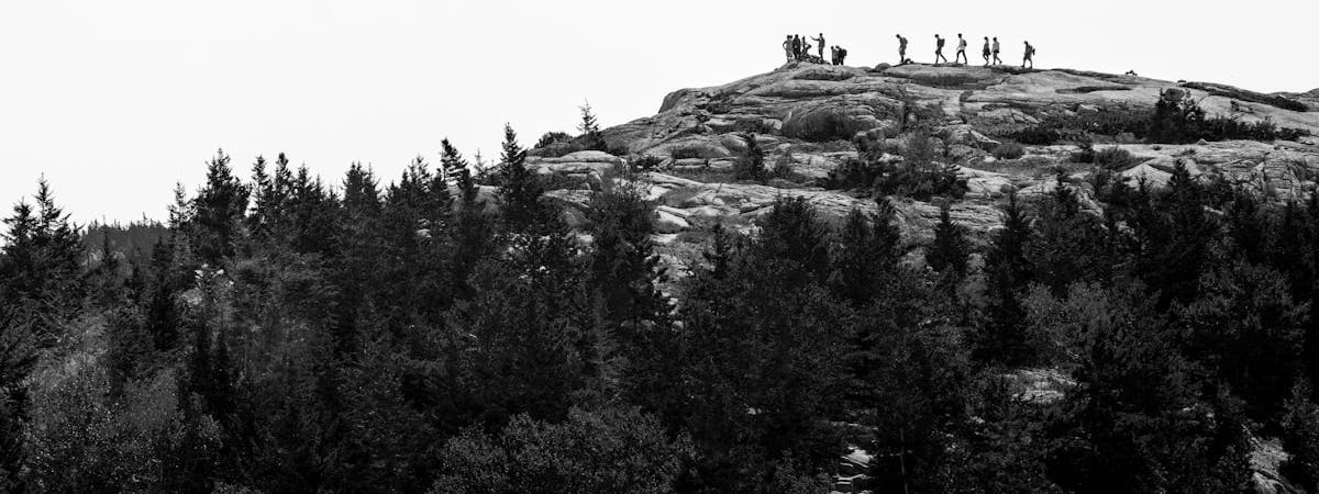 На Эвересте образовались очереди — Видео