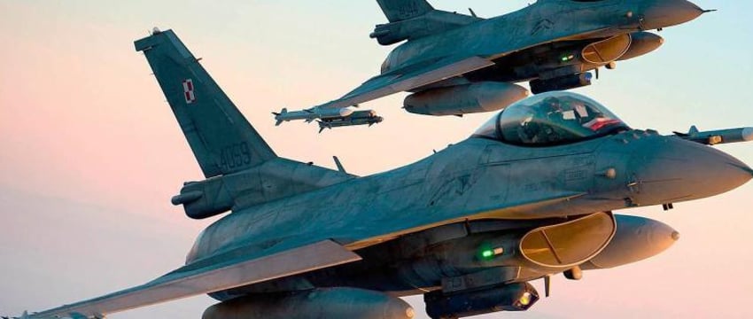 Появление истребителей F-16 в Украине