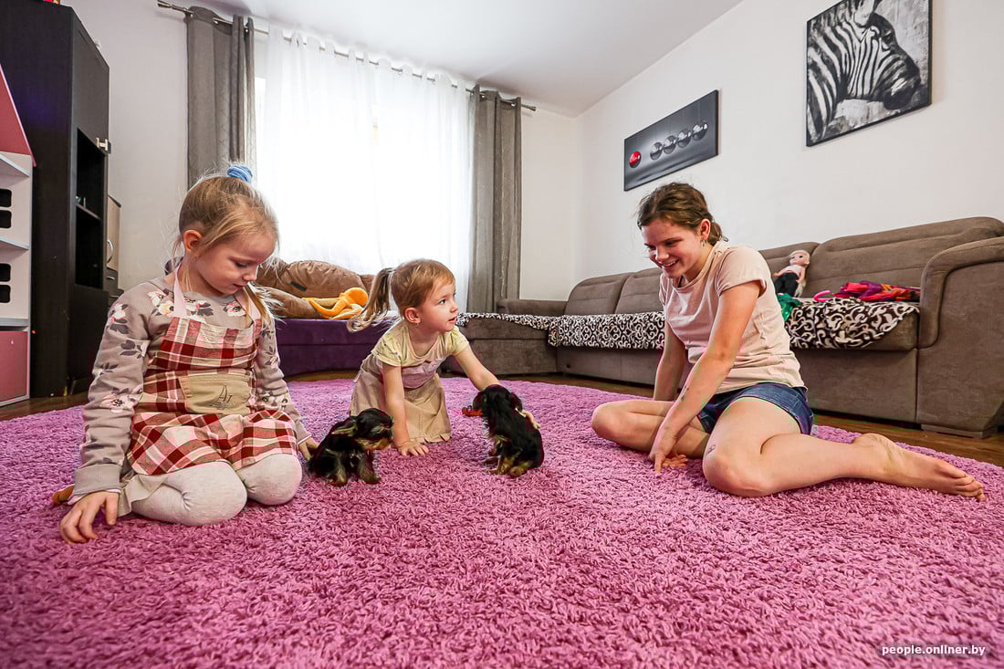 Как живет семья из Брестской области, в которой 15 детей