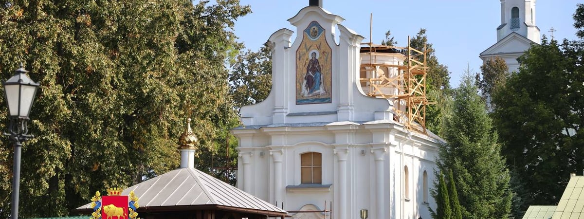 Губернатор Владимир Караник рассказал, когда завершится реставрация монастыря в Жировичах