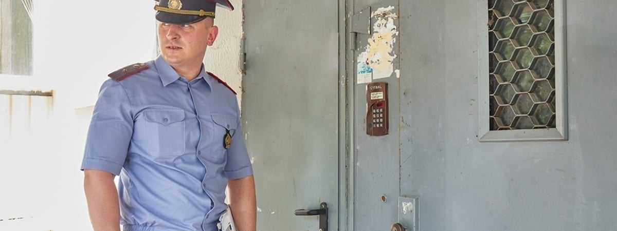 Милиция отправилась по домам пенсионеров, «трудовым коллективам» и школам на Витебщине. Зачем?