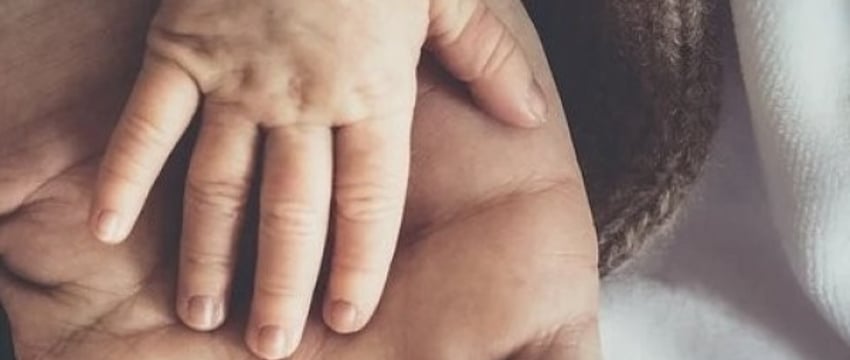 ДНК-экспертиза помогла воссоединиться двухлетнему мальчику из Пинска с биологическим отцом