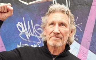 Медведев предложил экс-лидеру Pink Floyd Уотерсу выступить перед военными России