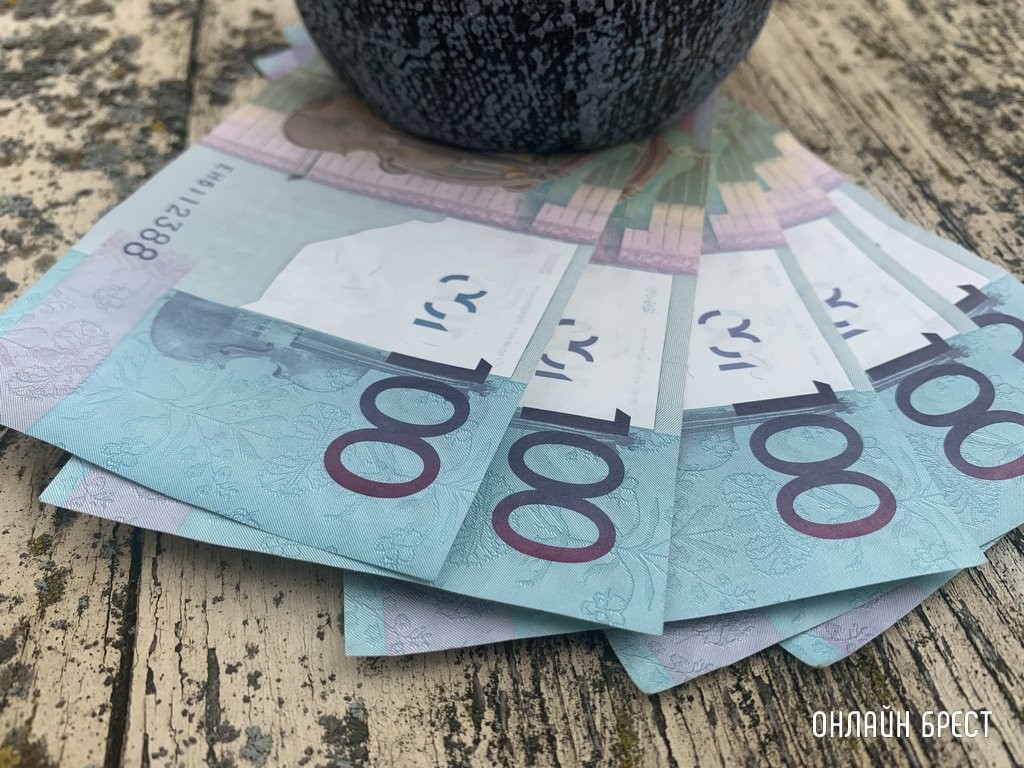 Появились вакансии с зарплатой до 4500 рублей. Кого ищут?