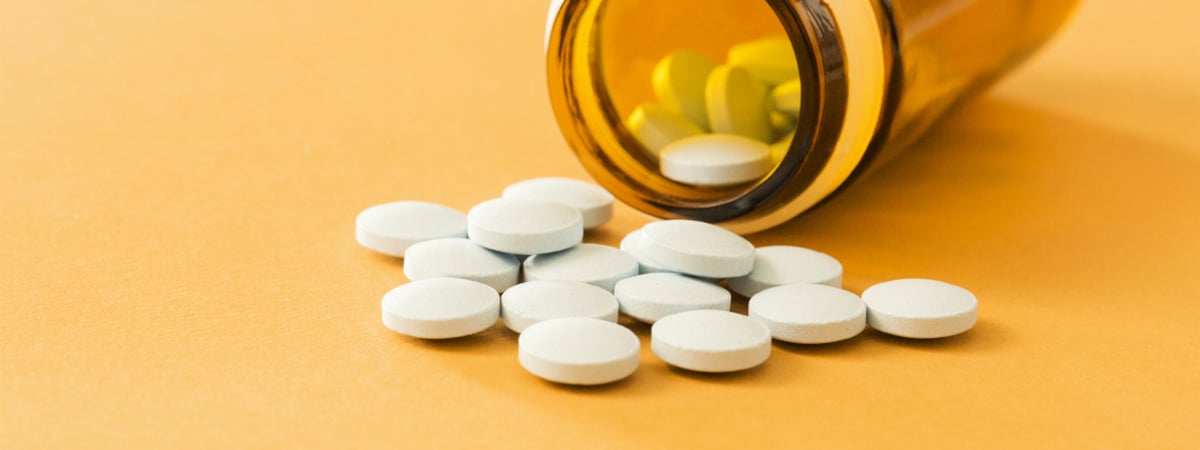 На границе у женщины нашли таблетки — оказалось, в них содержится опасное вещество