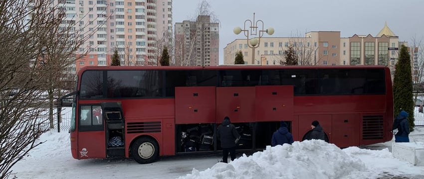 Более полумиллиона рублей потратит Витебский хоккейный клуб на новый автобус. Кто оплатит?