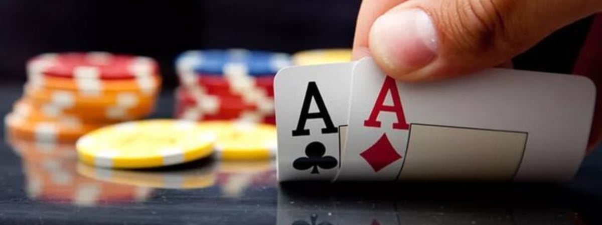 Беларуска и беларус удивили всех на турнире по покеру на Багамах