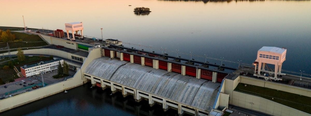 МВД Латвии предложило запретить белорусам управлять критической инфраструктурой