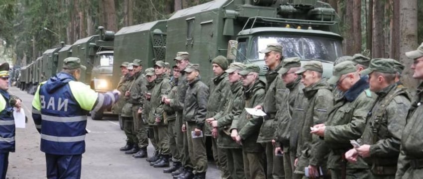 Призванные из запаса военные участвуют в учении ВВС и войск ПВО