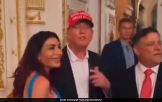 Трамп назвал Лору Лумер "свободной натурой" после ее расистского высказывания в адрес Харриса.