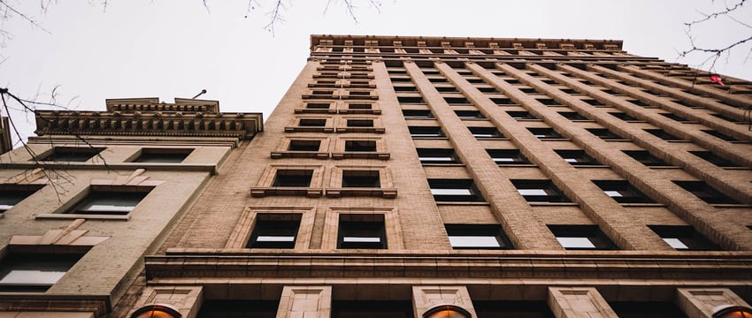 Людмиле Навальной показали тело сына, но не отдают его