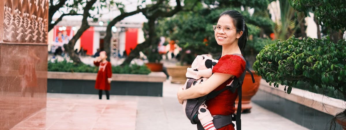 «Настоящее время»: мама советницы Тихановской по молодежной политике уехала из Беларуси после «суток»