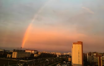 Радуга появилась над Витебском в конце осени. Фотофакт
