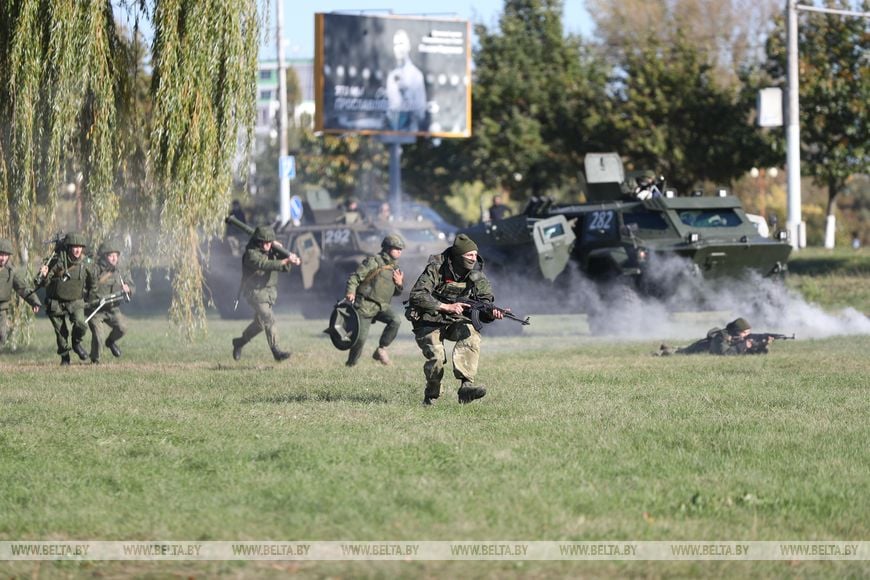 «Боги войны» в Бресте. 111-я гвардейская артиллерийская бригада отмечает 85-летие