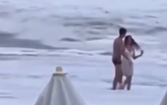 Волна унесла девушку в открытое море в Сочи, ее ищут второй день